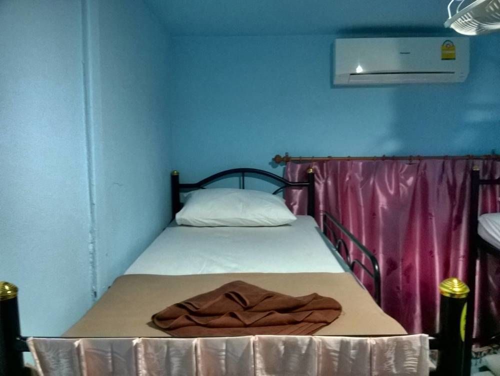 Baan Mook Anda Hostel Koh Lanta Exterior photo